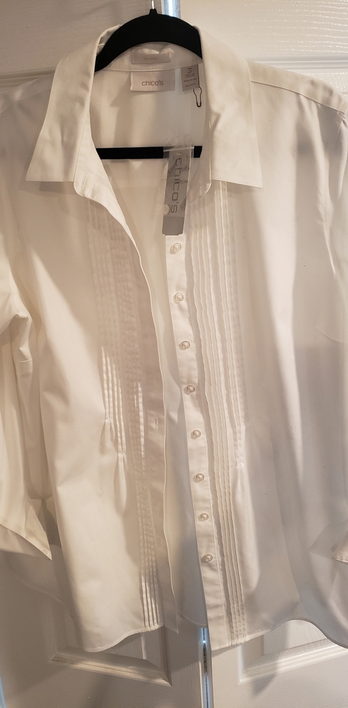 CHICO'S White Shirt 100% cotton (size 3=size 16)